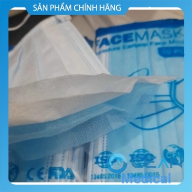 1 hộp khẩu trang y tế 4 lớp VIETNAM MEDICAL kháng khuẩn 99%