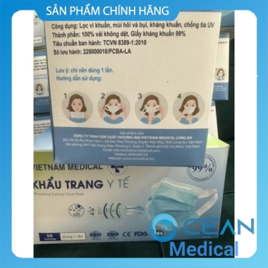 1 hộp khẩu trang y tế 4 lớp VIETNAM MEDICAL kháng khuẩn 99%